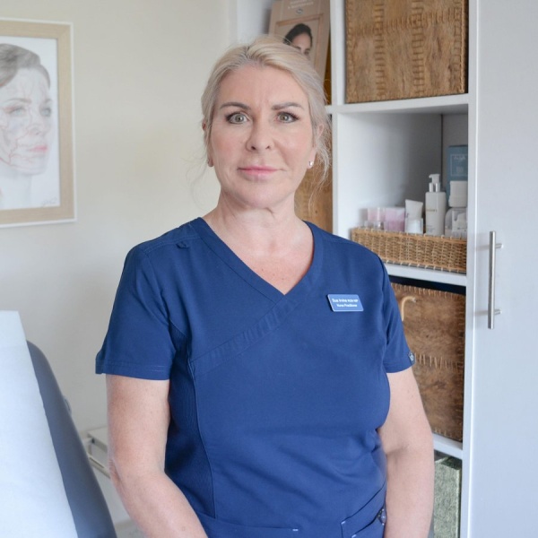AboutFace21 -Mollycoddle Branch - Clinictor
