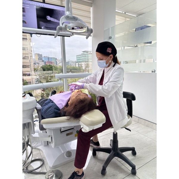 Aesthetic Smiles Studio - Clinictor