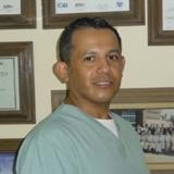 Aldana Dental - Dr. Eduardo Aldana - Clinictor