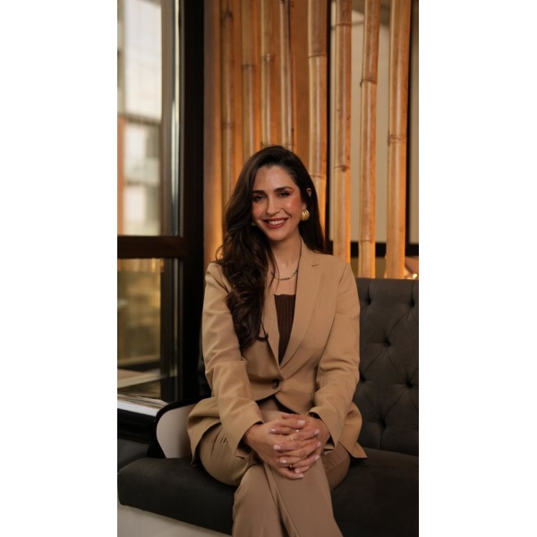 Assoc. Prof. Dr. Nur Cihan Coşansu - Clinictor