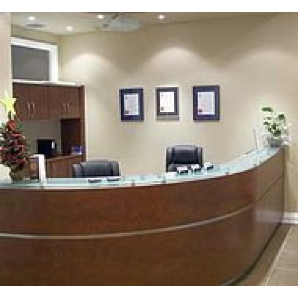 Bathurst Centre Dental Care - Clinictor