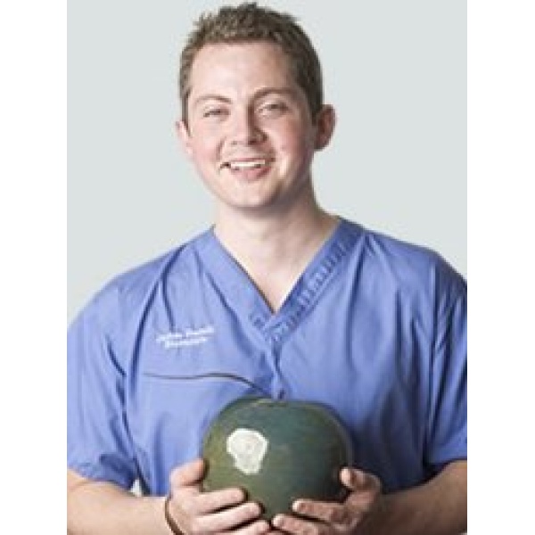 Blue Apple Dental & Implant Team - Clinictor