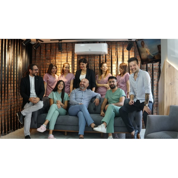 Center Dental Clinic - Clinictor