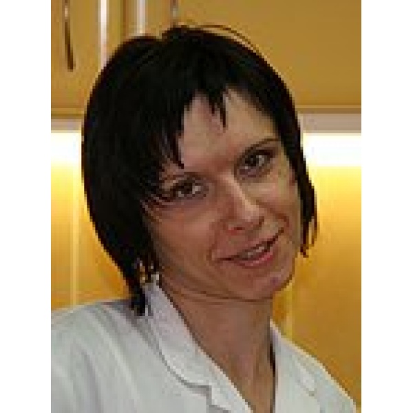 Centrum Stomatologicznego Esdental - Clinictor