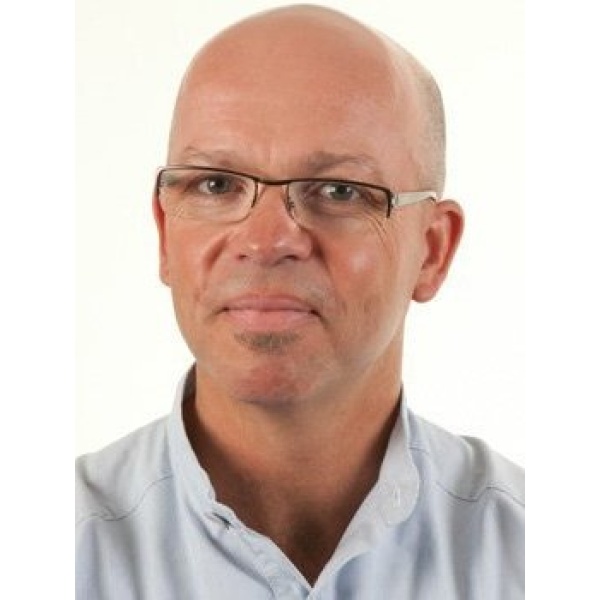 Chris Wood Dental Implants Solutions - Clinictor