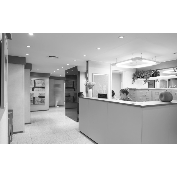 Clinica Dental Bonanova - Clinictor