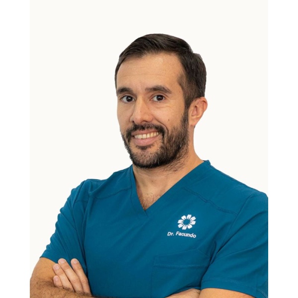 Costa Adeje Dental Center - Clinictor