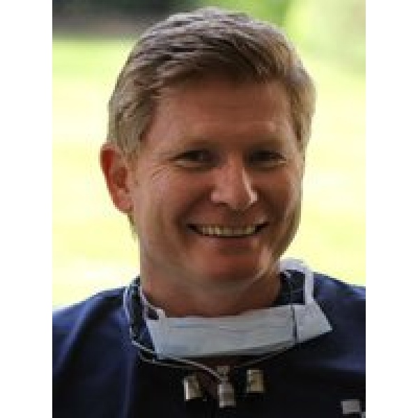 Cox and Hitchcock Dental Group - Newport - Clinictor