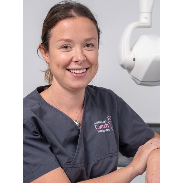 Cwtch Dental Care - Clinictor