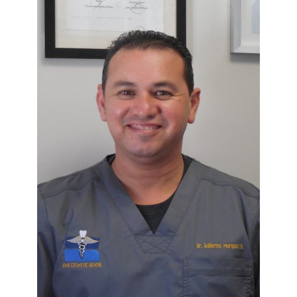 D.D.S. GUILLERMO  MÁRQUEZ REYES - Clinictor