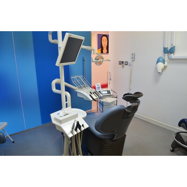 Dental Art Implant Clinic - Swiss Cottage - Clinictor