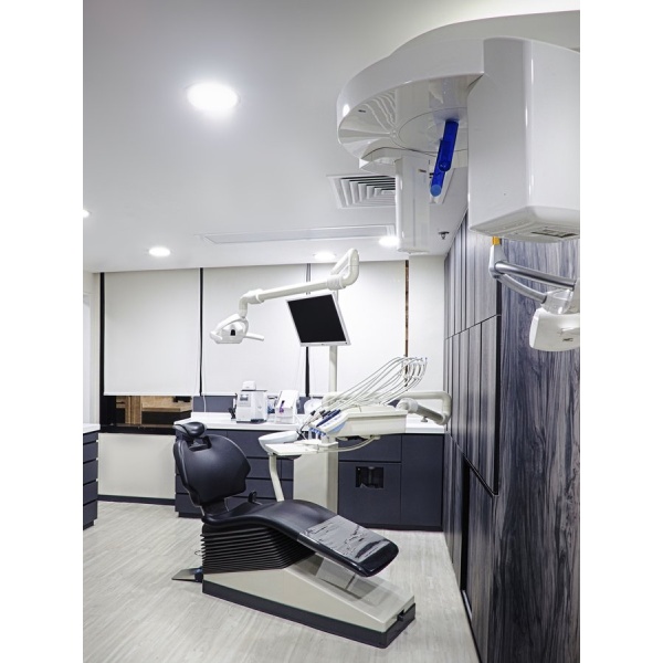 Dr. Adrian Hon Dental Surgery - Clinictor