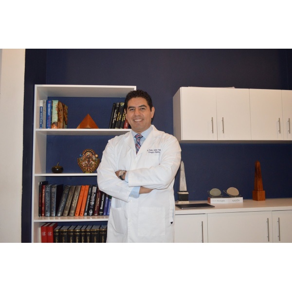 Dr. Arturo Valdez - Clinictor