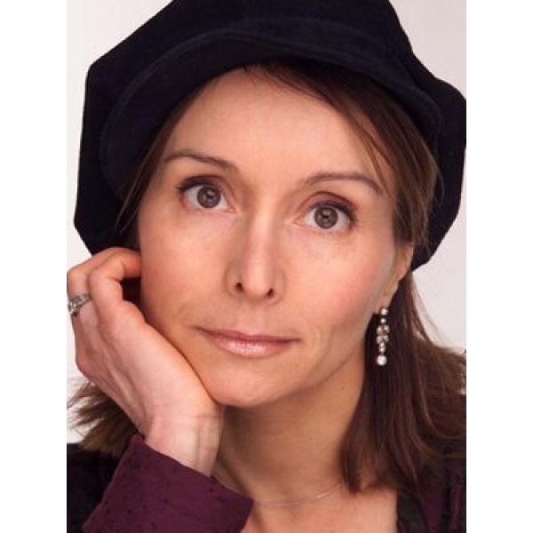 Dr Deborah McManners - Cedar Dental Centre - Clinictor