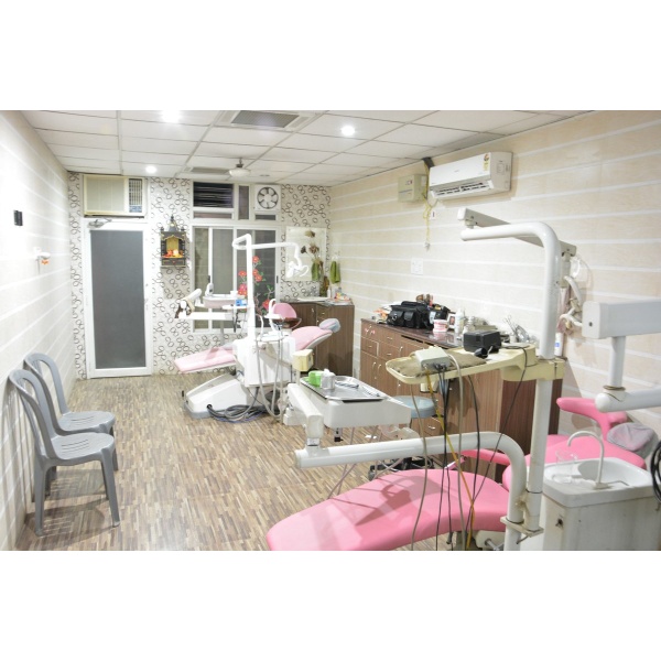Dr. Dewan's Dental Clinic - Clinictor