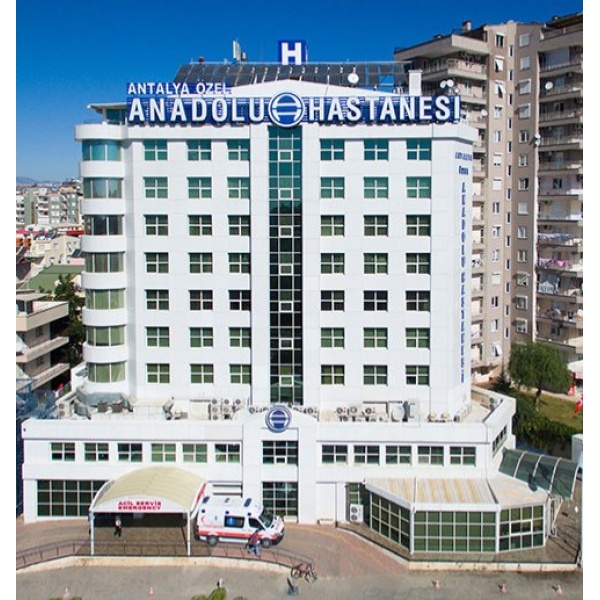 Dr. Emir Doğan - Laser Eye Surgery - Clinictor