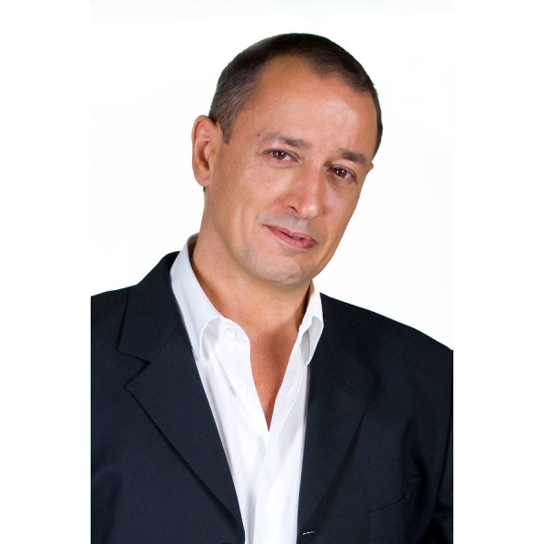 Dr. Feriduni Hair Clinic - Clinictor