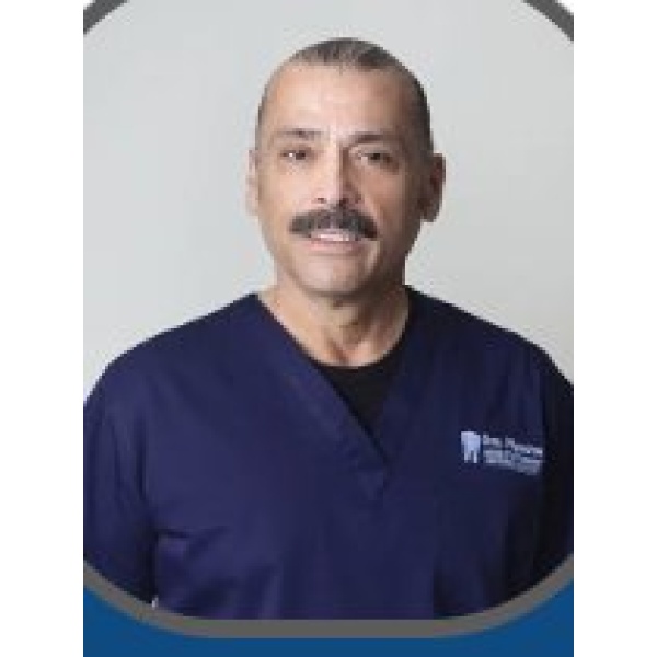 Dr Figueroa Dental - Clinictor