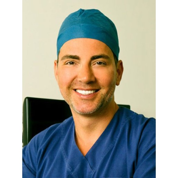 Dr Kourosh Tavakoli - Clinictor