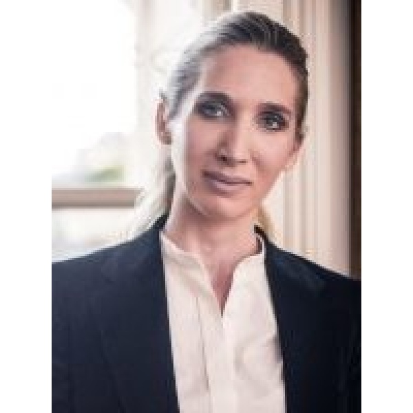 Dr Linda Fiumara The London Welbeck Hospital - Clinictor