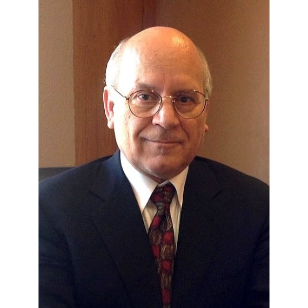 Dr. Luis Fernando Loustaunau Caballero - Clinictor