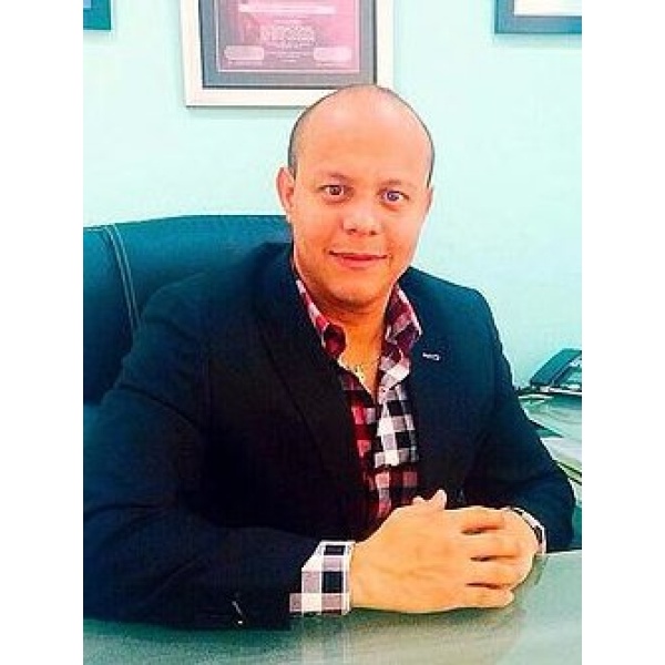 Dr Maikel Jiménez Cirugía Plástica Certificada - Clinictor