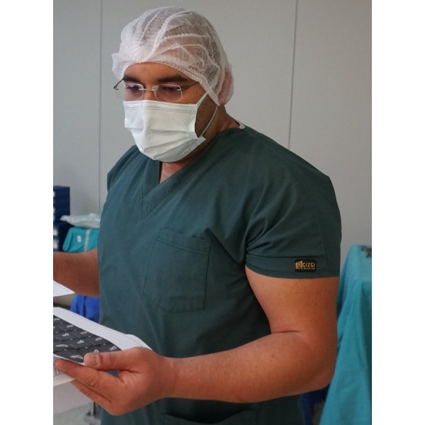 Dr Mert Akbaş Cli̇ni̇c - Clinictor