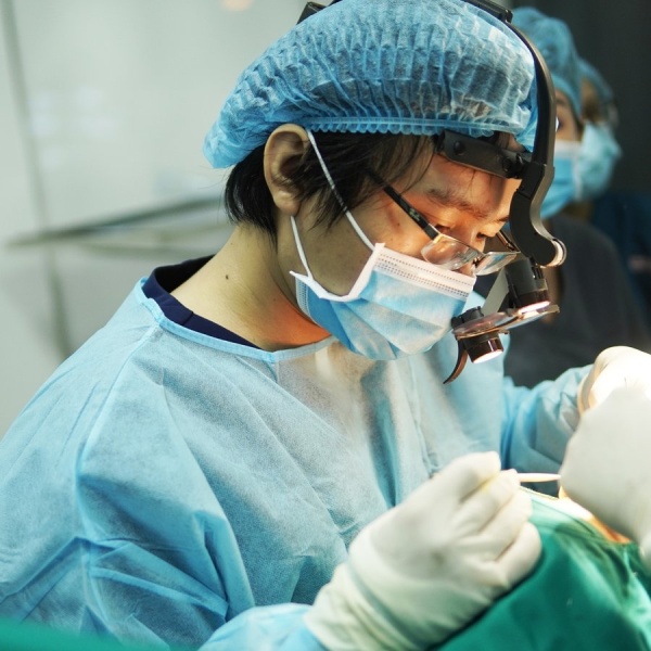 Dr Nhan Ho Aesthetic and Plastic Surgery - Clinictor