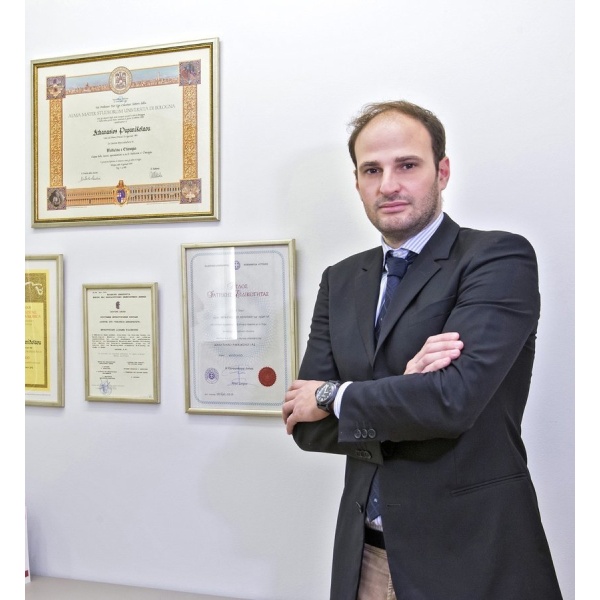 Dr. Papanikolaou Athanasios - Clinictor