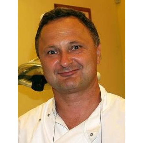 Dr. Sławomir Makacewicz - Clinictor