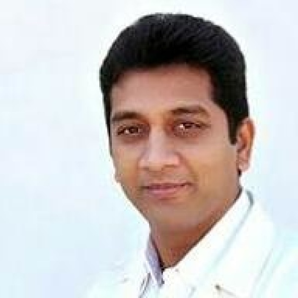 Dr Smiles Dental Clinic - Clinictor