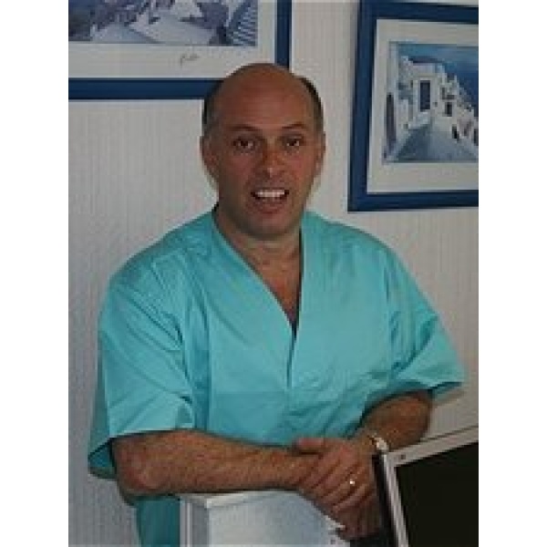 Finchley Dental Care Centre - Clinictor