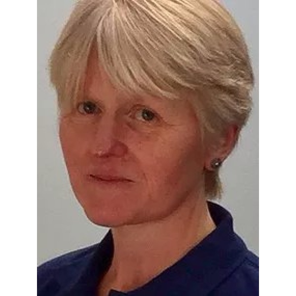 Fiona Thorne Chartered Physiotherapist - Clinictor
