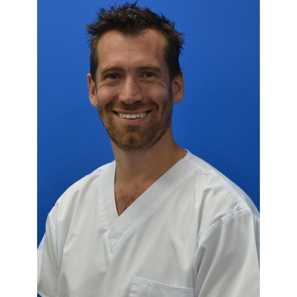 Half Moon Dental Centre - Clinictor