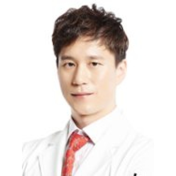 Hus-hu Dermatology Clinic - Apgujeong - Clinictor