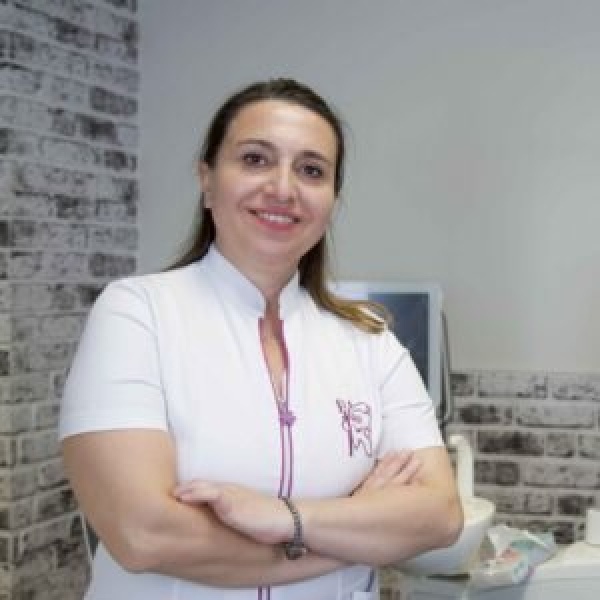 İdentik Dental Clinic - Clinictor