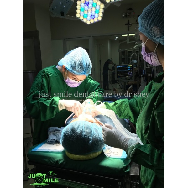 Just Smile Dental Care - Clinictor