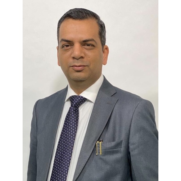 Med Esthetiks - Cosmetic And Hair Transplant Centre - Clinictor
