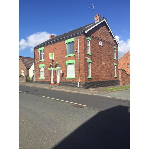 Middlewich Street Dental Practice - Clinictor
