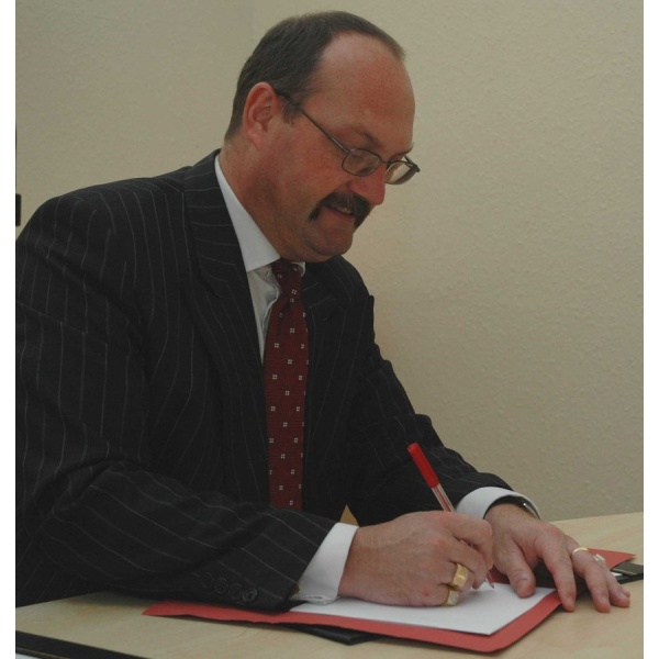 Mr. John M Rowles - Private Orthopaedic Clinic - Clinictor
