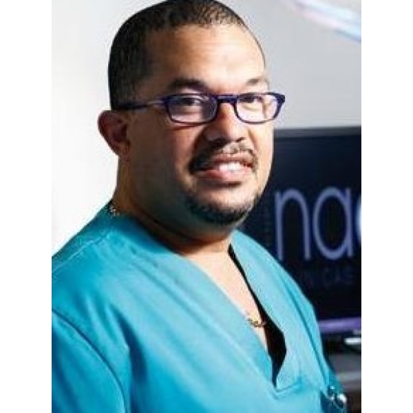 Nacar Clínicas Dentales - L' Hospitalet - Clinictor