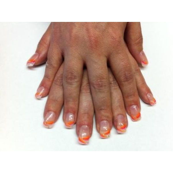 Nails at E - Clinictor
