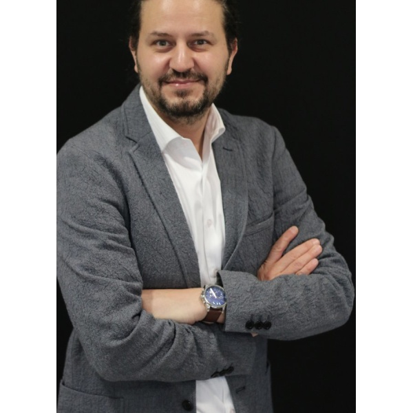 Op.Dr.Ahmet Altıntaş - Clinictor