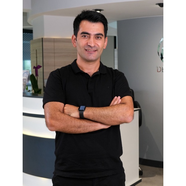 Oval Dental Clinic - Clinictor