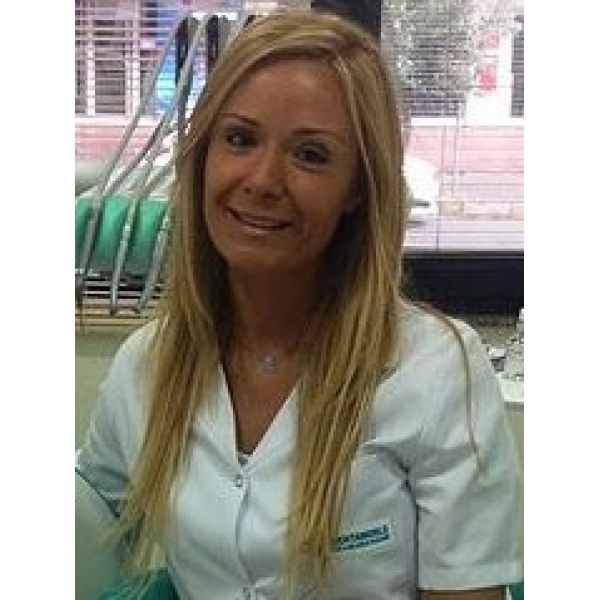 Özel Dentaworld Ağiz Ve Di̇ş Sağliği Poli̇kli̇ni̇ğ - Clinictor