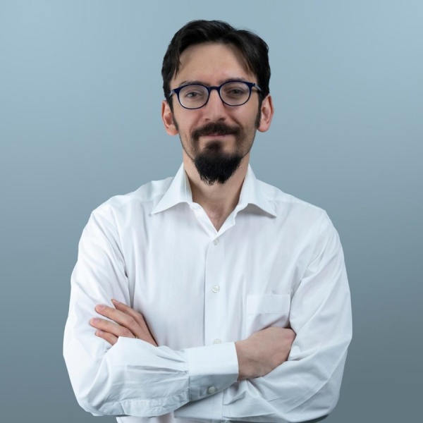 Rahmi Evinç - Clinictor