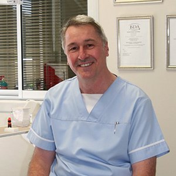 Smile Dental - Clinictor