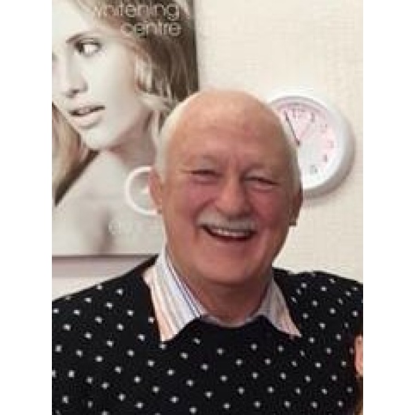 Smiles Dental Centre - Clinictor