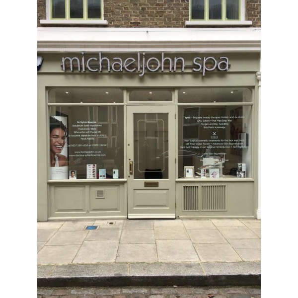 The Acculaser Medispa - Clinictor