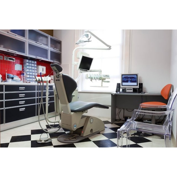 VitalEurope dentistry - Budapest & London - Clinictor